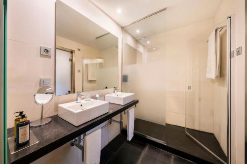 Suite Junior del hotel Áurea Convento Capuchinos By Eurostars Company. Foto 9