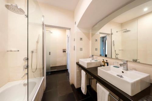 Suite Junior del hotel Áurea Convento Capuchinos By Eurostars Company. Foto 14
