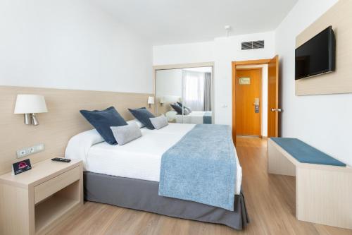 Suite Junior con vistas al mar del hotel Alexandre Troya. Foto 1