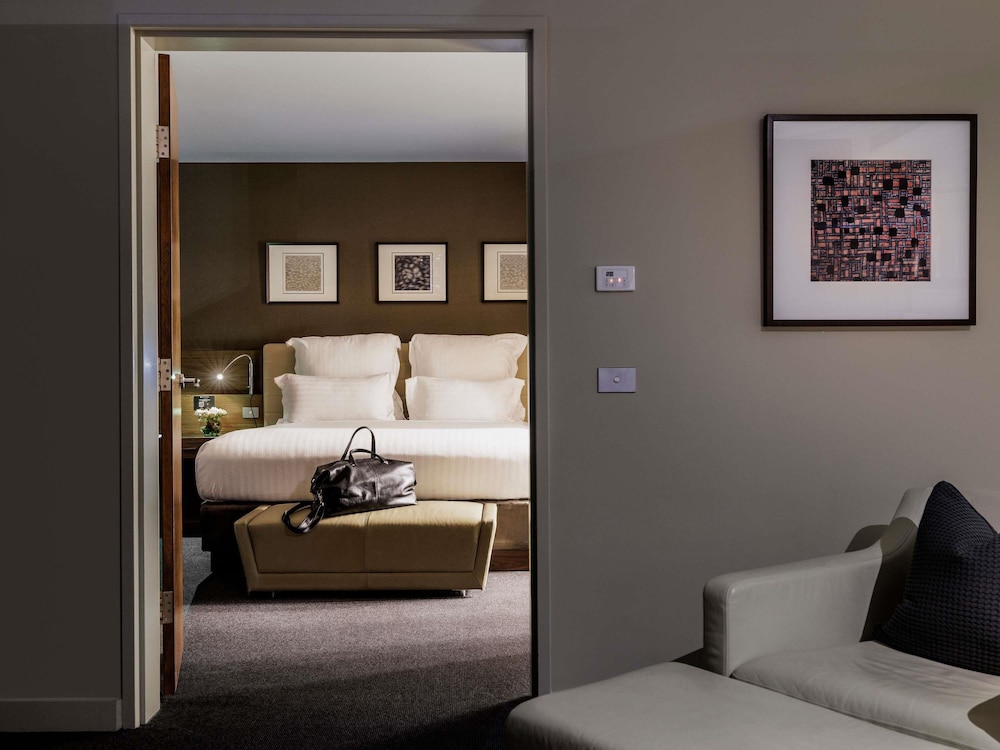 SUITE EJECUTIVA, 1 Cama King, Spa del hotel Pullman At Sydney Olympic Park. Foto 7
