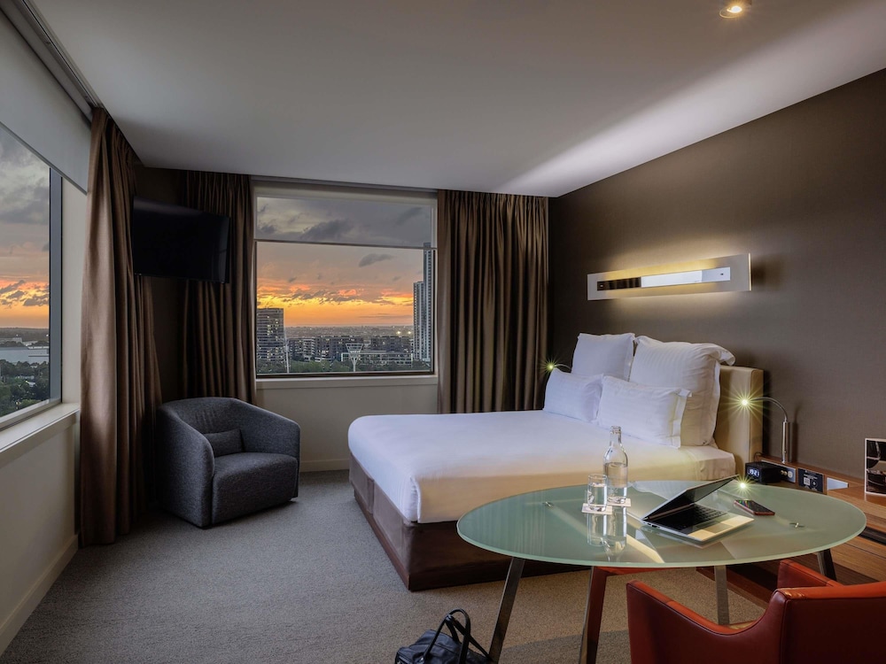 HABITACIÓN EJECUTIVA, 1 Cama King del hotel Pullman At Sydney Olympic Park. Foto 6