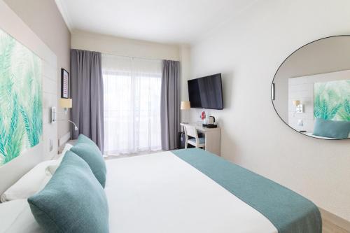 Habitación Doble Confort del hotel Tigotan Lovers and Friends. Foto 3