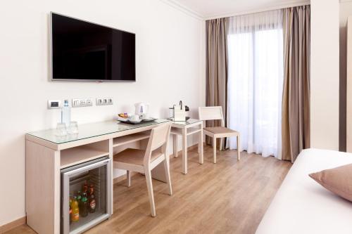 Exclusive Double Room with Pool View del hotel Tigotan Lovers and Friends. Foto 2