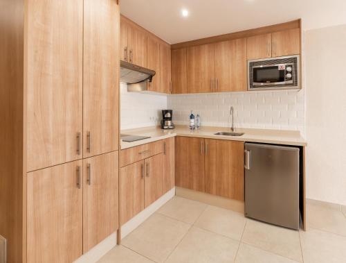 Apartamento Superior con vistas al mar - 1 dormitorio del hotel Vistasur. Foto 4