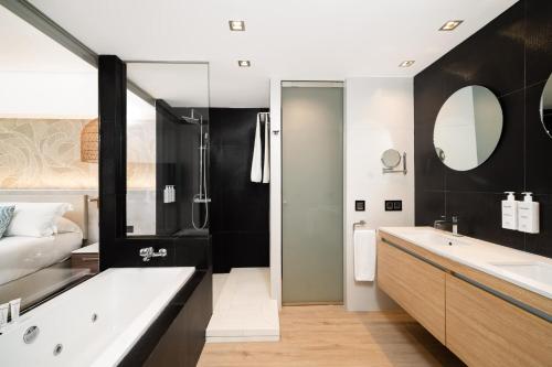 Habitación Doble Superior con piscina privada del hotel Sir Anthony. Foto 7