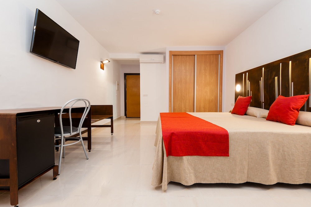 Habitación doble, balcón del hotel Kn Columbus