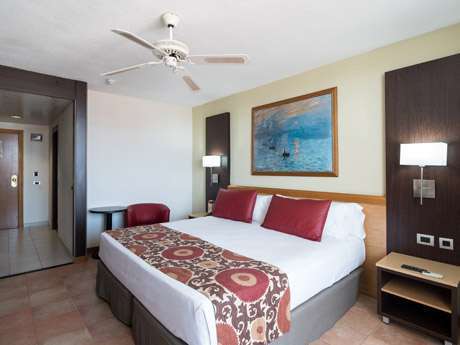 Habitación doble Premium Familiar del hotel Catalonia Oro Negro