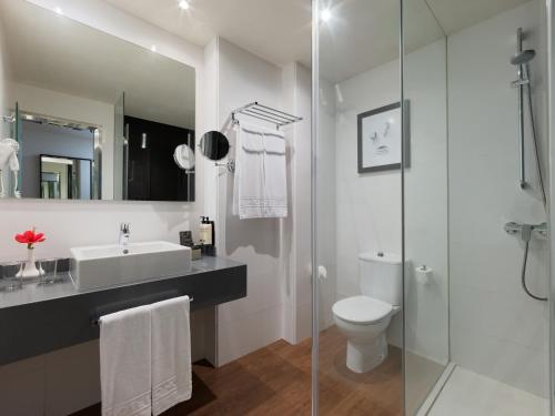 Habitación Doble con vistas al mar - 1 o 2 camas del hotel H10 Las Palmeras. Foto 5