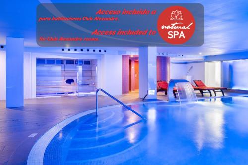 Habitación Triple Superior Club Alexandre y spa del hotel Alexandre La Siesta