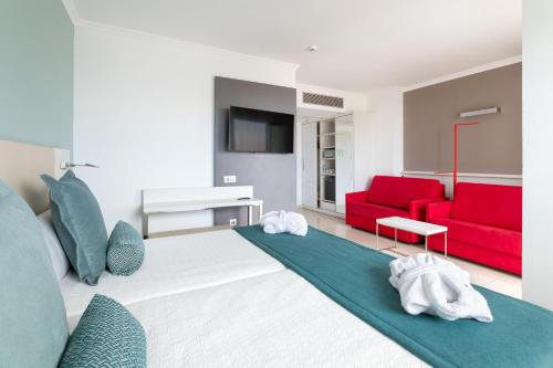 Habitación Triple Superior Club Alexandre y spa del hotel Alexandre La Siesta. Foto 4