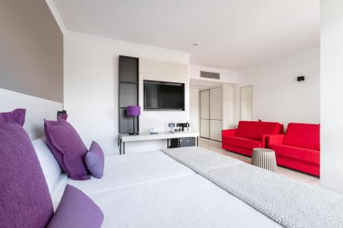 Habitación Triple del hotel Alexandre La Siesta. Foto 2