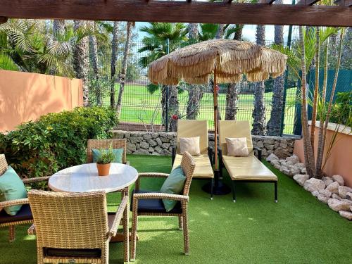 Villa de 1 dormitorio con vistas al campo de golf del hotel Green Garden Eco Resort and Villas. Foto 5