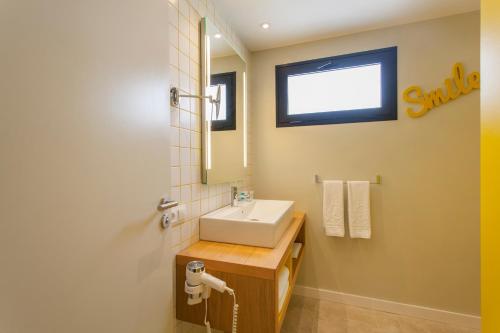 Habitación Doble Estándar del hotel Vanilla Garden Boutique - Adults Only. Foto 10