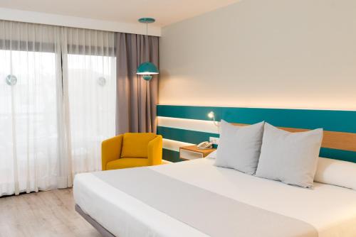 Habitación Doble con vistas a la piscina del hotel Vanilla Garden Boutique - Adults Only. Foto 4