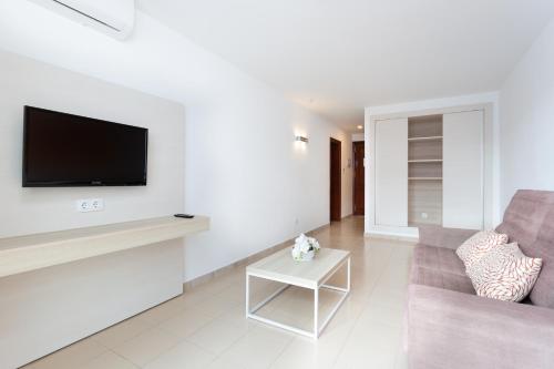 Apartamento 1 habitación Sofá Cama incluido 2 Camas individuales del hotel Globales Tamaimo Tropical. Foto 4