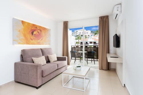 Apartamento 1 habitación Sofá Cama incluido 2 Camas individuales del hotel Globales Tamaimo Tropical. Foto 12