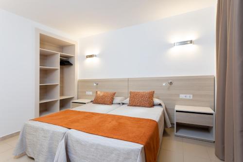 Apartamento 1 habitación Sofá Cama incluido 2 Camas individuales del hotel Globales Tamaimo Tropical. Foto 13