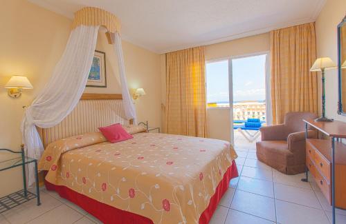 Apartamento de 1 dormitorio con vistas al mar del hotel El Marques Palace. Foto 10