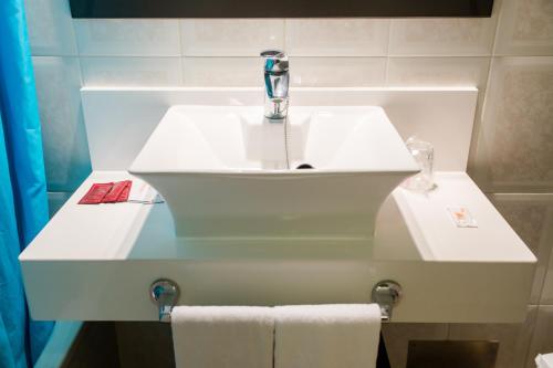 Apartamento Balcón o Terraza Con Cocina 1 habitación Sofá Cama incluido 2 Camas individuales del hotel Los Dragos del Norte