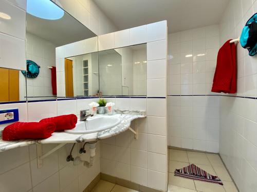 Apartamento de 1 dormitorio del hotel Gran Amadores. Foto 2