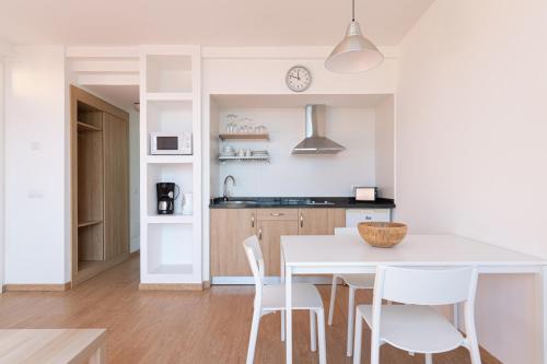 Apartamento de 1 dormitorio del hotel Cordial Judoca Beach. Foto 2