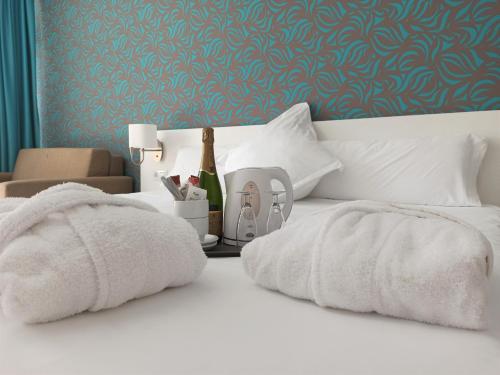 Habitación Triple Premium del hotel Checkin Concordia Playa