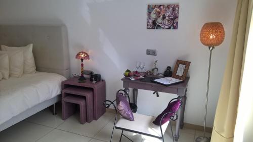Habitación Doble Deluxe del hotel Birdcage Gay Resort - Adult Only. Foto 2