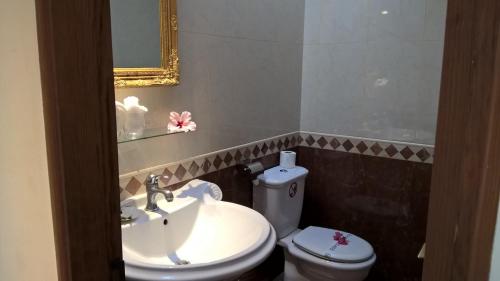 Habitación Doble Deluxe del hotel Birdcage Gay Resort - Adult Only. Foto 8