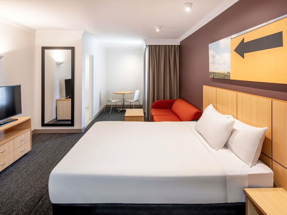 Habitación Estándar Queen del hotel Mercure Sydney Blacktown. Foto 2