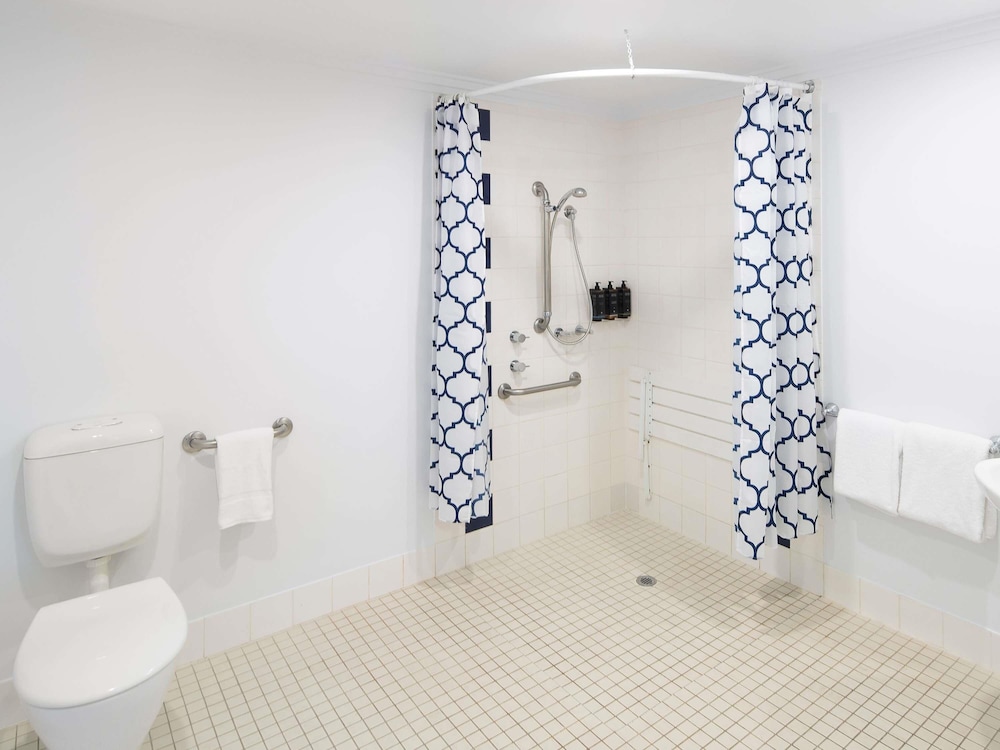 Habitación Estándar Queen Accesible del hotel Mercure Sydney Blacktown. Foto 4