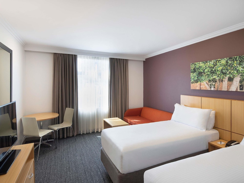 Habitación Estándar Twin del hotel Mercure Sydney Blacktown. Foto 2
