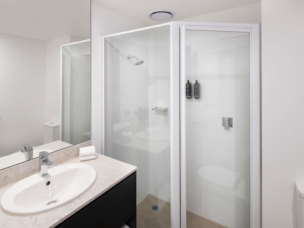 Habitación Ejecutiva Queen del hotel Mercure Sydney Blacktown. Foto 6