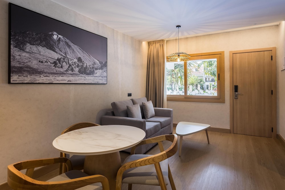 Apartamento, 1 habitación del hotel Radisson Resort and Residences Tenerife - Adults Only. Foto 3