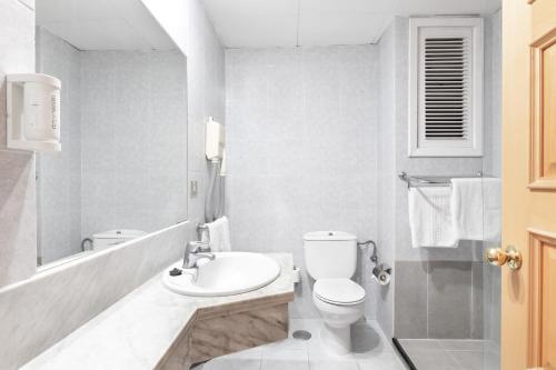 Habitación Familiar del hotel Hc Magec. Foto 2