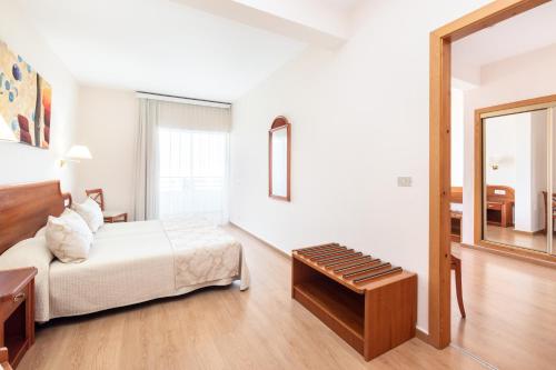 Habitación Familiar del hotel Hc Magec. Foto 4