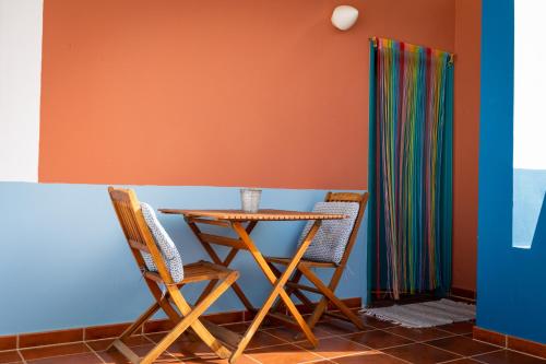 Habitación Doble con terraza - 2 camas del hotel Casa Luna. Foto 2