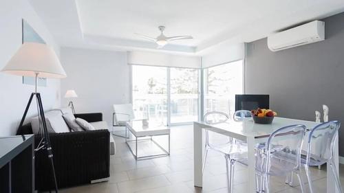 Apartamento de 1 dormitorio del hotel El Yate. Foto 10