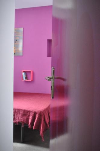 Habitación Individual Superior con baño privado del hotel Falow. Foto 10