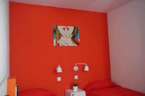 Habitación Doble Superior con 2 camas y baño privado del hotel Falow. Foto 8