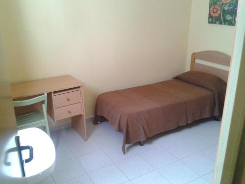 Habitación Individual con baño privado del hotel Falow. Foto 2