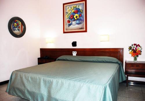 Habitación Doble del hotel Olympia. Foto 15