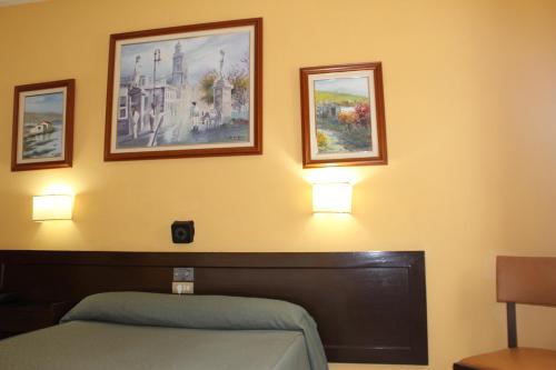 Double room del hotel Olympia. Foto 12