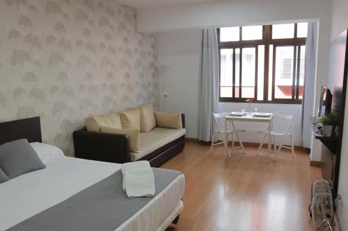 Estudio Sofá Cama incluido 1 Cama doble del hotel Las Palmas Urban Center. Foto 5