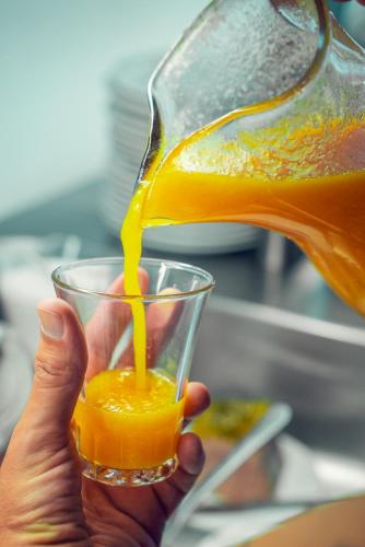 Estudio Vista Piscina Con Cocina 2 Camas individuales del hotel Park Plaza. Foto 19