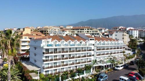 Estudio con vistas a las montañas del hotel Pez Azul. Foto 12