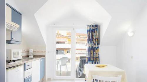 Estudio con vistas a la piscina del hotel Pez Azul. Foto 3