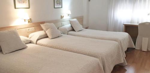 Habitación Triple del hotel Florida. Foto 1