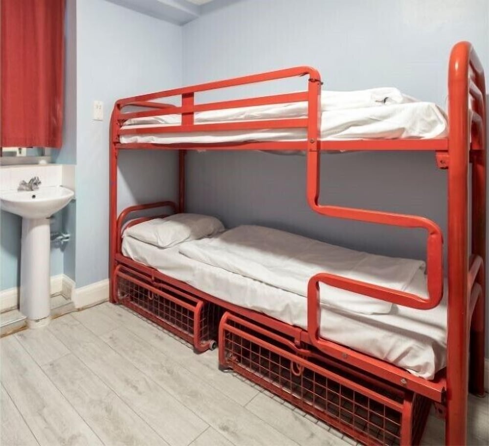 Habitación básica con 2 camas individuales del hotel Astor Victoria - Adults Only