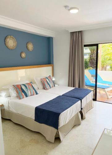 Apartamento de 1 dormitorio con vistas a la calle del hotel Bahia Playa