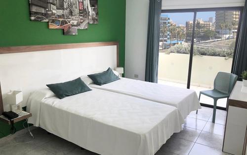 Apartamento de 1 dormitorio con vistas a la calle del hotel Bahia Playa. Foto 3
